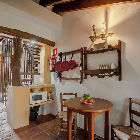 Restored Mill On A In Algarinejo In Granada 別荘